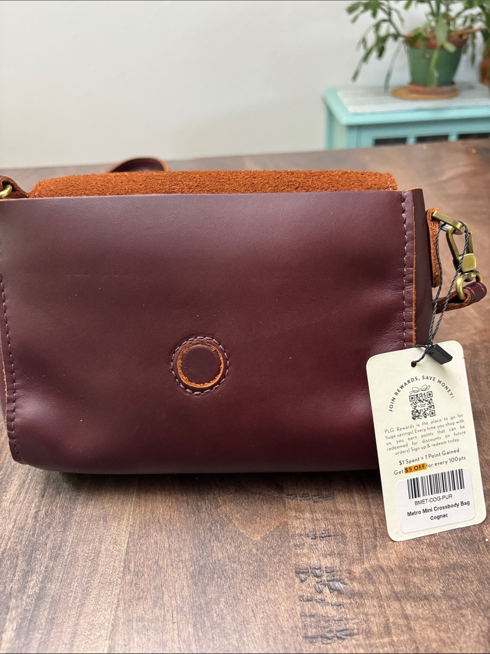 Portland Leather mini metro in Cognac new. - Picture 3 of 4